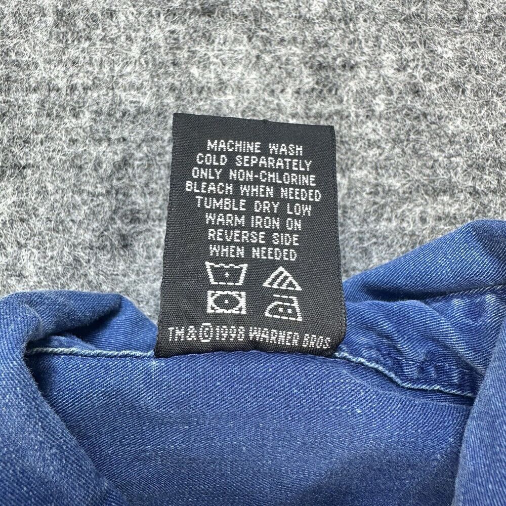 Vintage 90s Looney Tunes Shirt Men XS Blue Chambray Tweety Warner Bros Studio - Picture 7 of 14